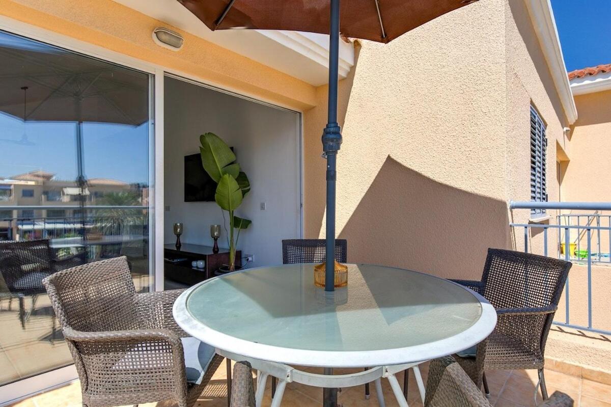 Limnaria Gardens Beautiful Apartment By Vichy Paphos Exterior photo