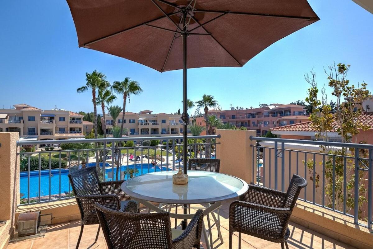 Limnaria Gardens Beautiful Apartment By Vichy Paphos Exterior photo